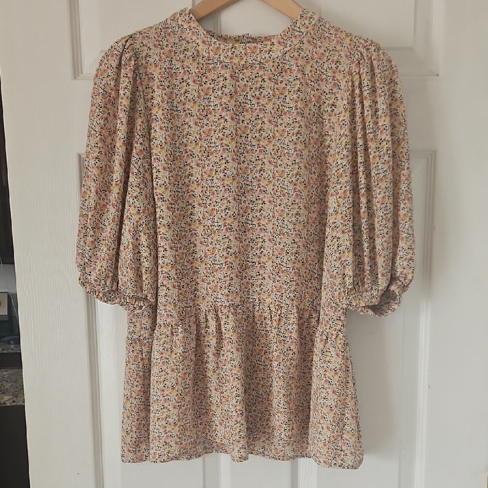 Floral Puff Sleeve Blouse